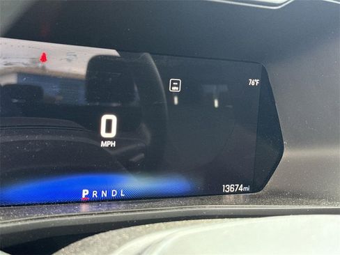 Used 2024 Chevrolet Colorado W/T image 10