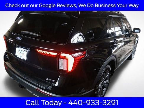 Used 2025 Ford Explorer Active w/ Active Comfort Package image 19