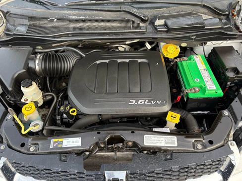 Used 2014 Dodge Grand Caravan SE image 15