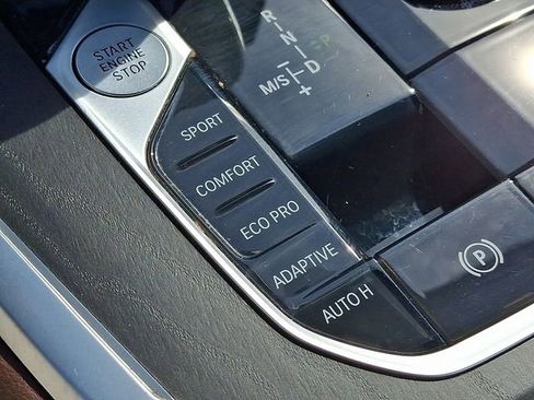 Used 2022 BMW X7 xDrive40i w/ Premium Package image 30