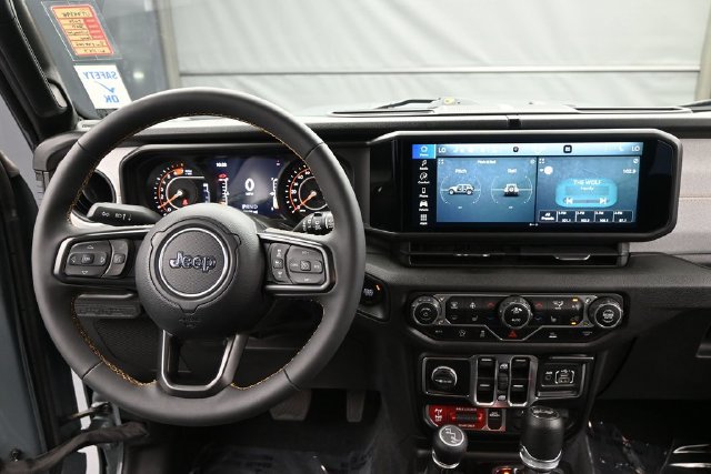 Used 2024 Jeep Wrangler Unlimited Sport AWD/4WD image 9