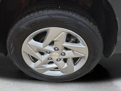 Used 2026 Hyundai Kona SE AWD/4WD image 31