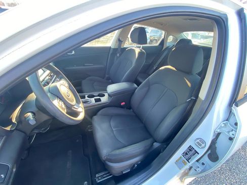 Used 2018 Kia Optima LX w/ Convenience Package image 11