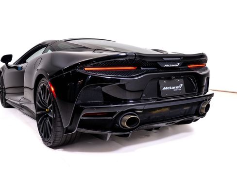 Used 2022 McLaren GT RWD image 11