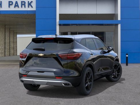 New 2025 Chevrolet Blazer Premier w/ Enhanced Convenience Package image 4