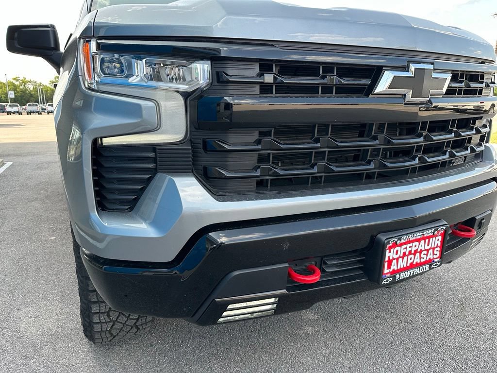 Used 2024 Chevrolet Silverado 1500 LT Trail Boss w/ Convenience Package II AWD/4WD image 11