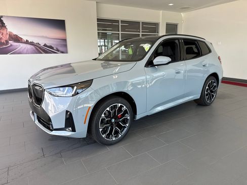 New 2026 BMW X3 xDrive30i w/ Premium Package AWD/4WD image 4