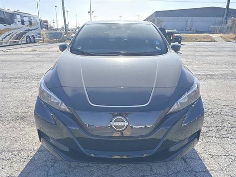 Used 2023 Nissan Leaf S image 2