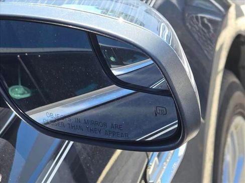 Used 2016 Ford Taurus Limited FWD image 31