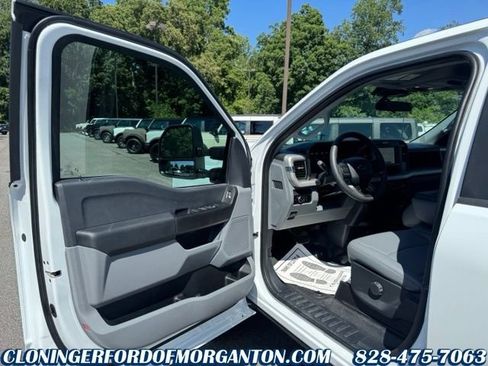 New 2026 Ford F250 XL w/ XL Chrome Package AWD/4WD image 16