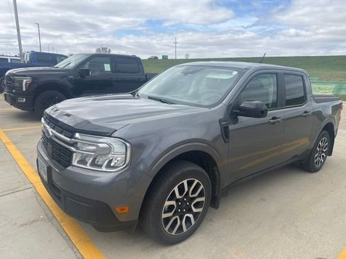 Used 2024 Ford Maverick Lariat w/ 4K Tow Package AWD/4WD image 8