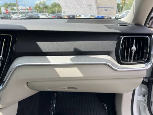 Used 2023 Volvo S60 T8 Plus AWD/4WD image 63
