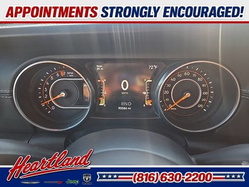Used 2018 Jeep Wrangler Unlimited Sahara AWD/4WD image 46