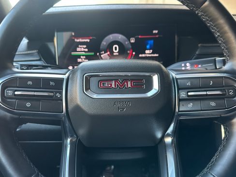 Certified 2024 GMC Acadia Elevation image 32