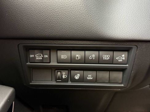Used 2026 Toyota Sequoia Limited w/ TRD Off-Road Package AWD/4WD image 28