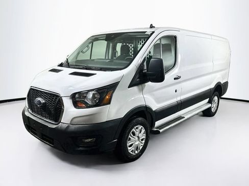 Used 2025 Ford Transit 250 Low Roof w/ Exterior Upgrade Package RWD image 3