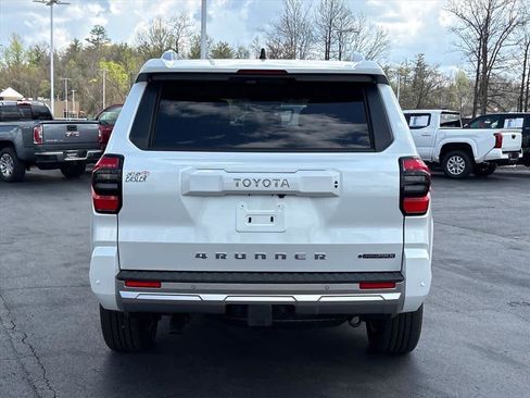 New 2026 Toyota 4Runner Limited AWD/4WD image 27