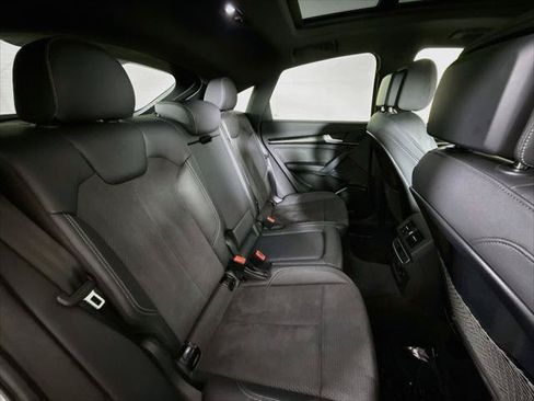 Certified 2022 Audi SQ5 Premium w/ Convenience Package AWD/4WD image 25