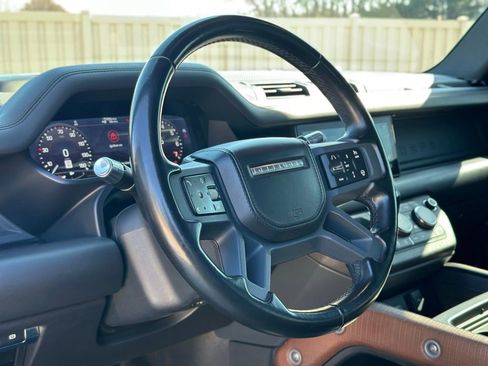 Used 2021 Land Rover Defender 90 X image 15