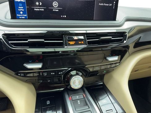 Used 2025 Acura MDX w/ Technology Package image 28