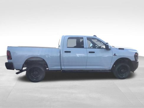 New 2025 RAM 2500 Tradesman AWD/4WD image 9