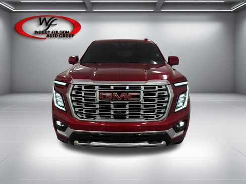 Used 2025 GMC Yukon Denali w/ Sun & Power Step Package RWD image 2