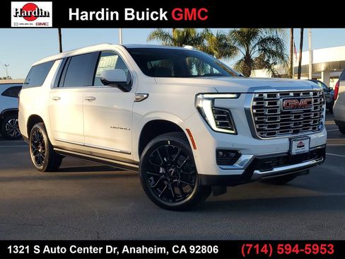 New 2026 GMC Yukon XL Denali w/ Denali Reserve Package AWD/4WD image 1