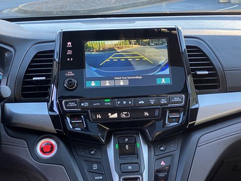 Certified 2024 Honda Odyssey EX-L image 28