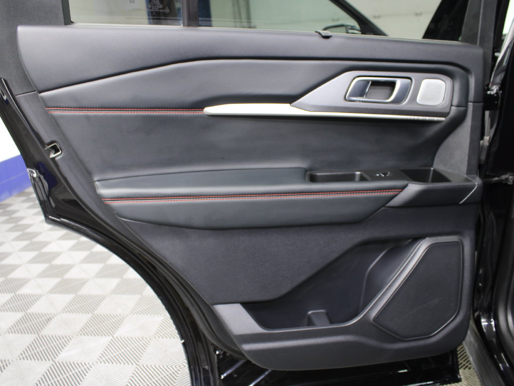 Used 2025 Ford Explorer ST AWD/4WD image 72