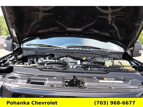 Used 2022 Ford F250 Lariat w/ Black Appearance Package AWD/4WD image 38