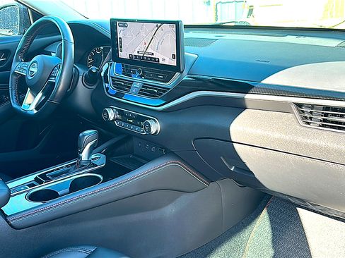 Used 2023 Nissan Altima 2.0 SR image 22