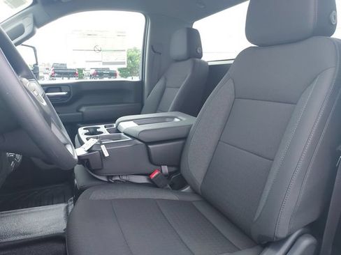 New 2026 GMC Sierra 2500 Pro w/ 1SA Pro Safety Plus Package AWD/4WD image 17
