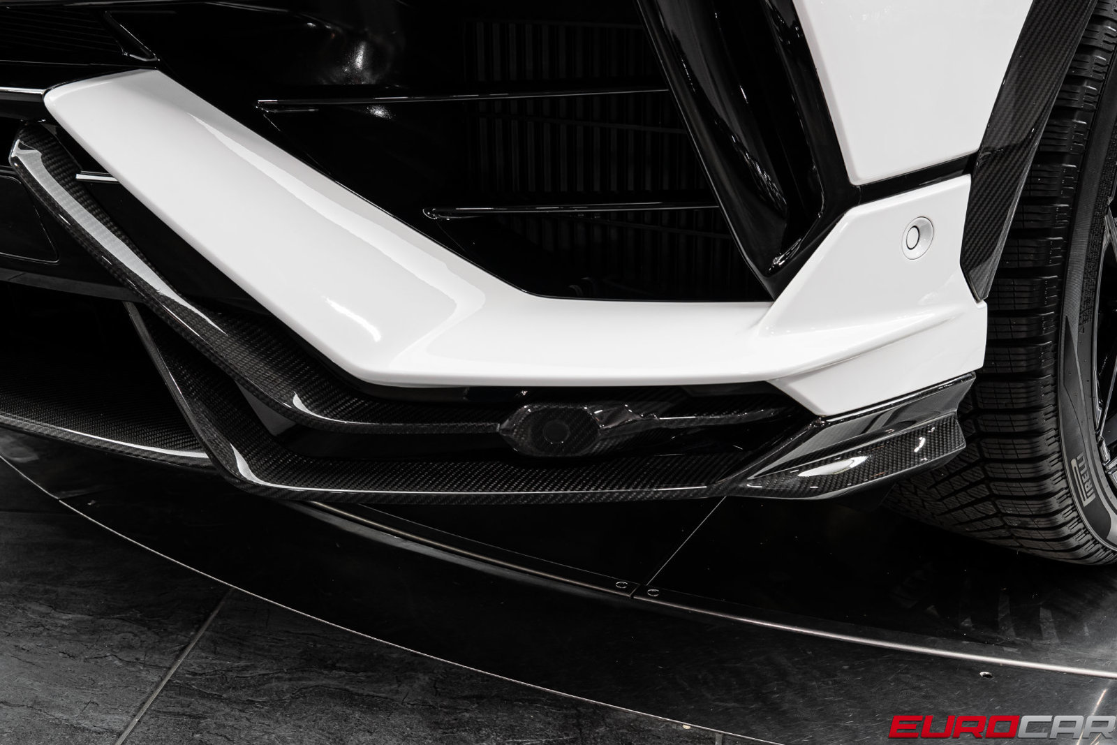 Used 2023 Lamborghini Urus Performante AWD/4WD image 14
