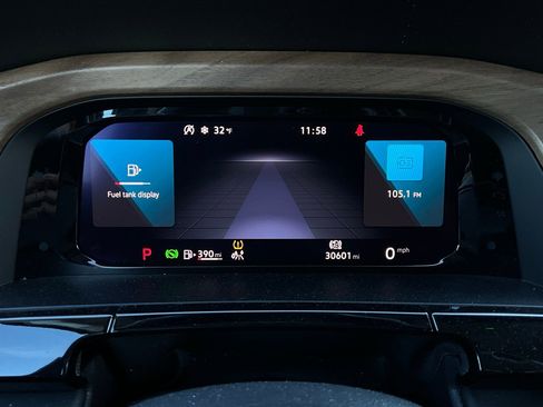 Used 2025 Volkswagen Atlas SE image 41