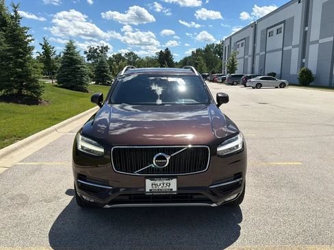 Used 2018 Volvo XC90 T5 Momentum w/ Convenience Package FWD image 2