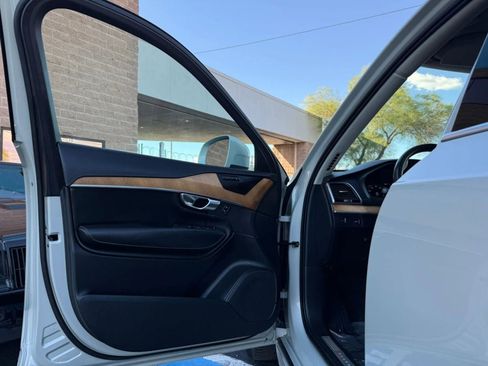 Used 2020 Volvo XC90 T6 Inscription w/ Protection Package image 40
