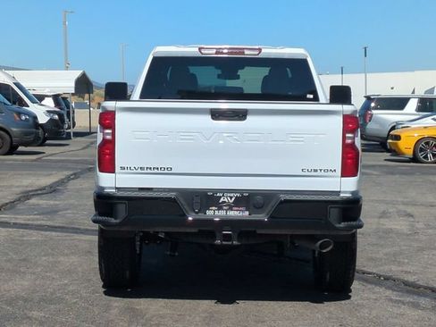 New 2026 Chevrolet Silverado 2500 Custom w/ Custom Convenience Package RWD image 7