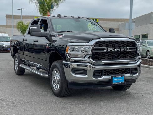 New 2024 RAM 2500 Tradesman w/ Chrome Appearance Group image 8