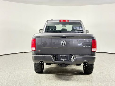 Used 2018 RAM 1500 Express w/ Express Value Package AWD/4WD image 5