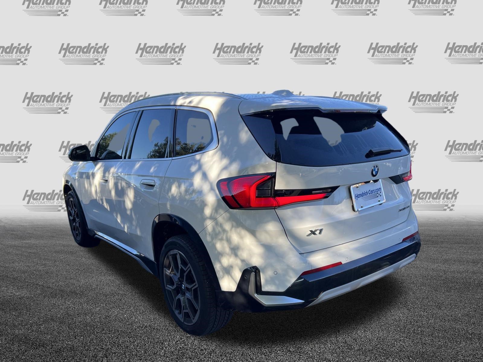 Used 2024 BMW X1 xDrive28i w/ Convenience Package AWD/4WD image 9