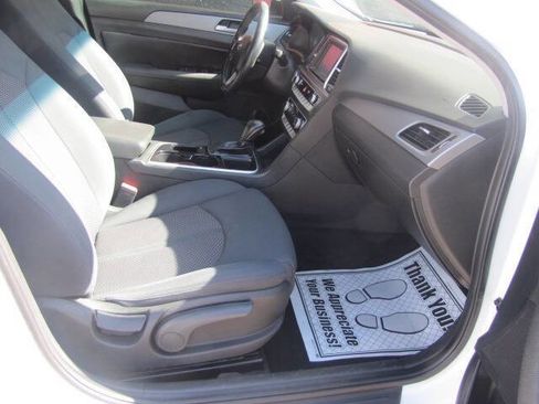 Used 2018 Hyundai Sonata SEL image 16