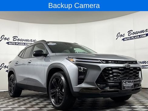 Used 2025 Chevrolet Trax ACTIV image 4