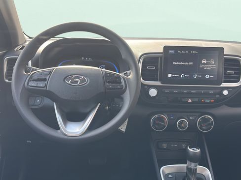 New 2026 Hyundai Venue SE image 10