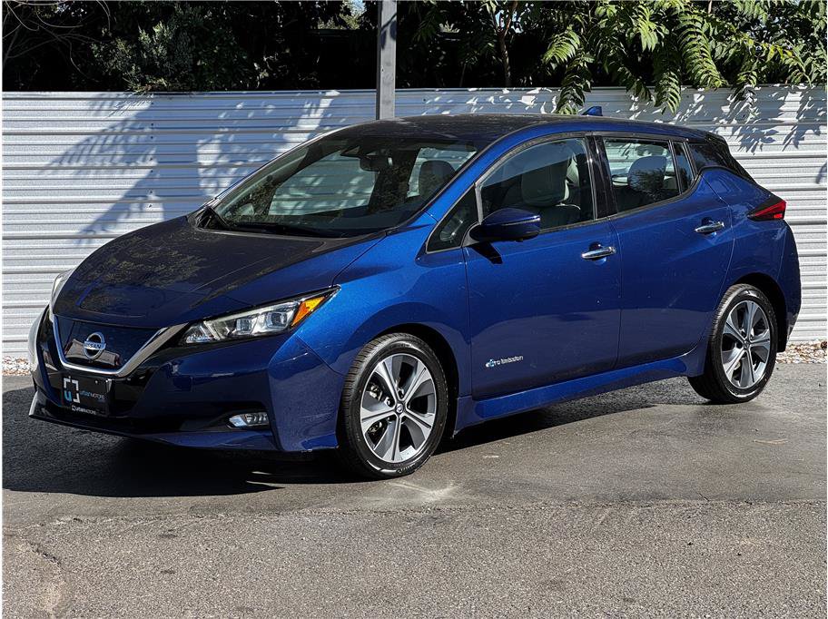 Used 2018 Nissan Leaf SL w/ SL Technology Package FWD image 8