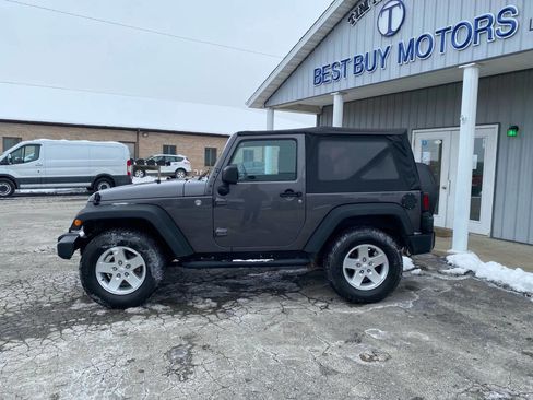 Used 2014 Jeep Wrangler Sport w/ Quick Order Package 24S AWD/4WD image 3