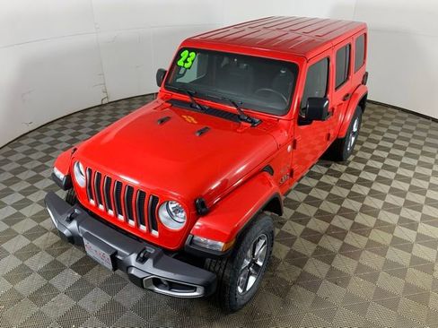 Used 2023 Jeep Wrangler Sahara image 9