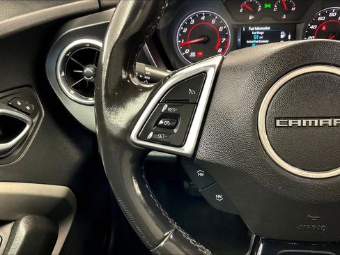 Used 2016 Chevrolet Camaro LT RWD image 20