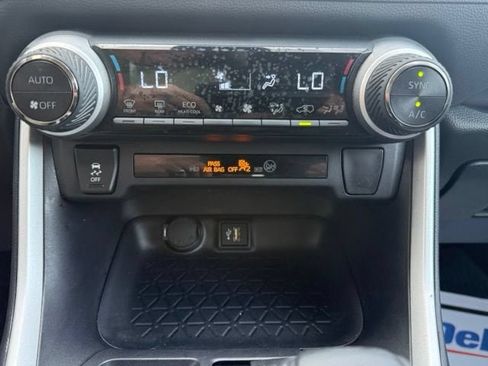 Used 2025 Toyota RAV4 LE AWD/4WD image 24