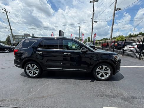 Used 2018 Ford Explorer Limited FWD image 5