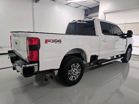 Used 2024 Ford F250 Lariat w/ FX4 Off-Road Package AWD/4WD image 10